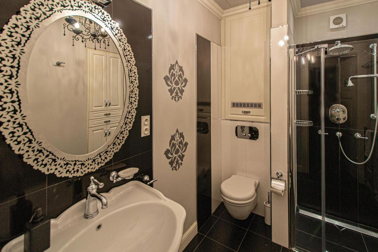 Luxury Central 150M2 Apartment On Wencelas Square With Private Garage Praga Esterno foto