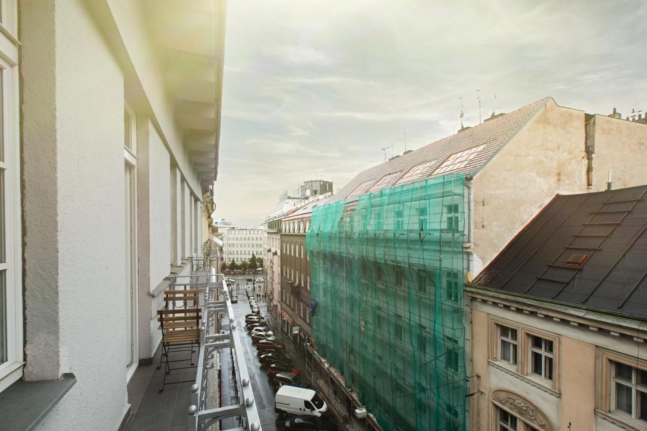 Luxury Central 150M2 Apartment On Wencelas Square With Private Garage Praga Esterno foto