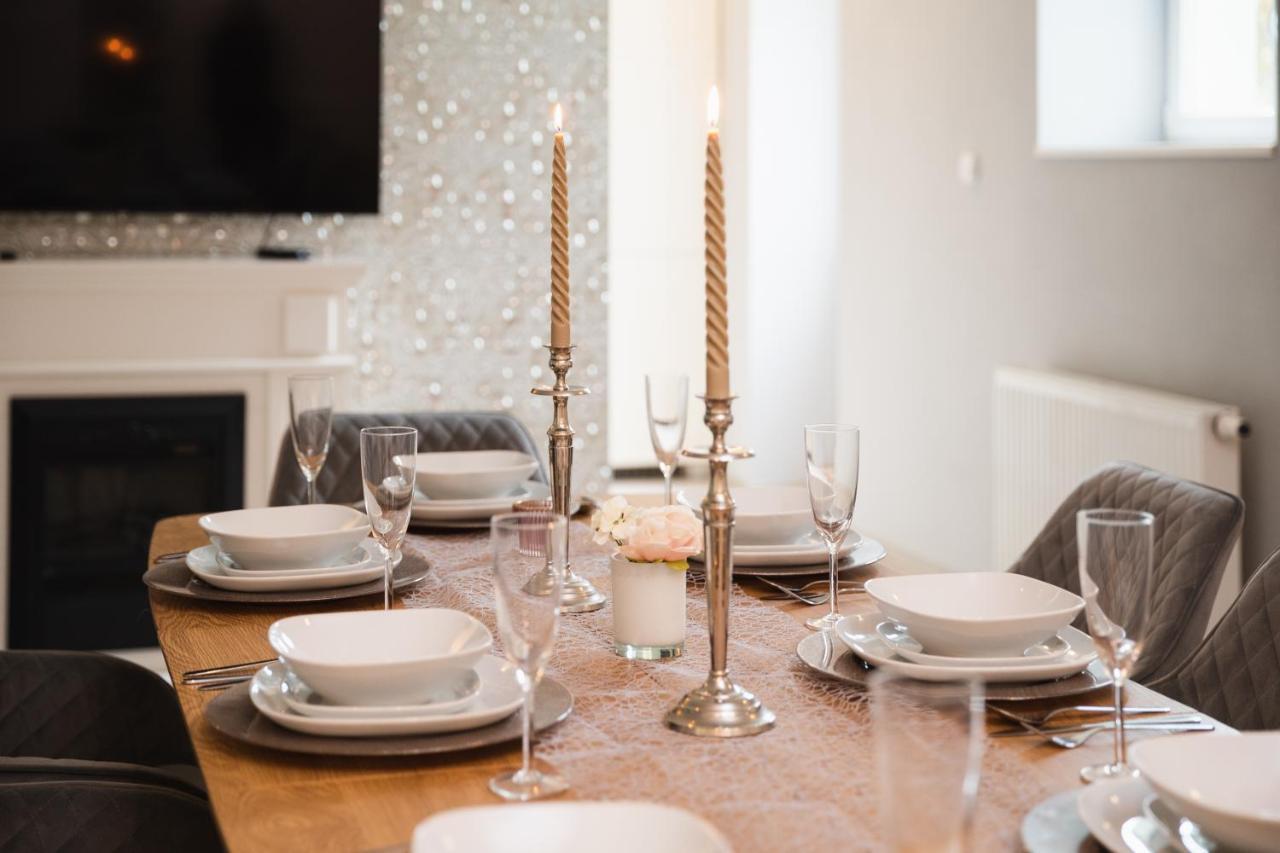 Luxury Central 150M2 Apartment On Wencelas Square With Private Garage Praga Esterno foto